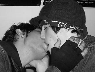 kissingboys.jpg